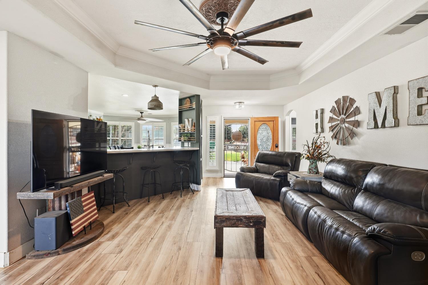 Professionally staged Merced home prepared to sell faster.